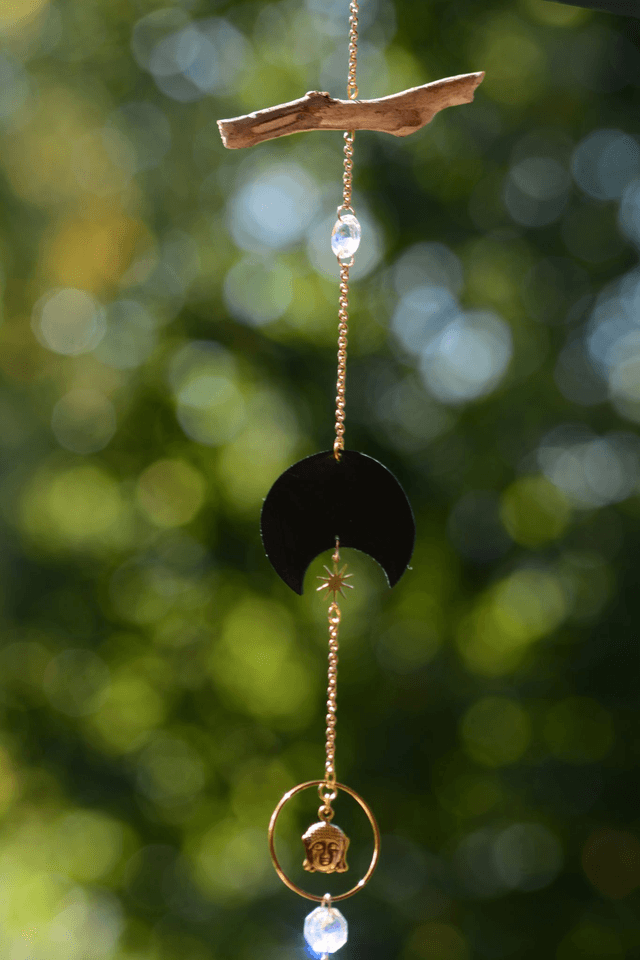 Attrape Soleil d'intérieur Upcyclé - BOUDDHISTE - Chambre à Air Valorisée & Perles Recyclées - Pièce Unique
