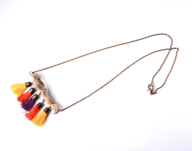 Collier Création Bois Flotté & Pompons - Pièce Artisanale et Unique