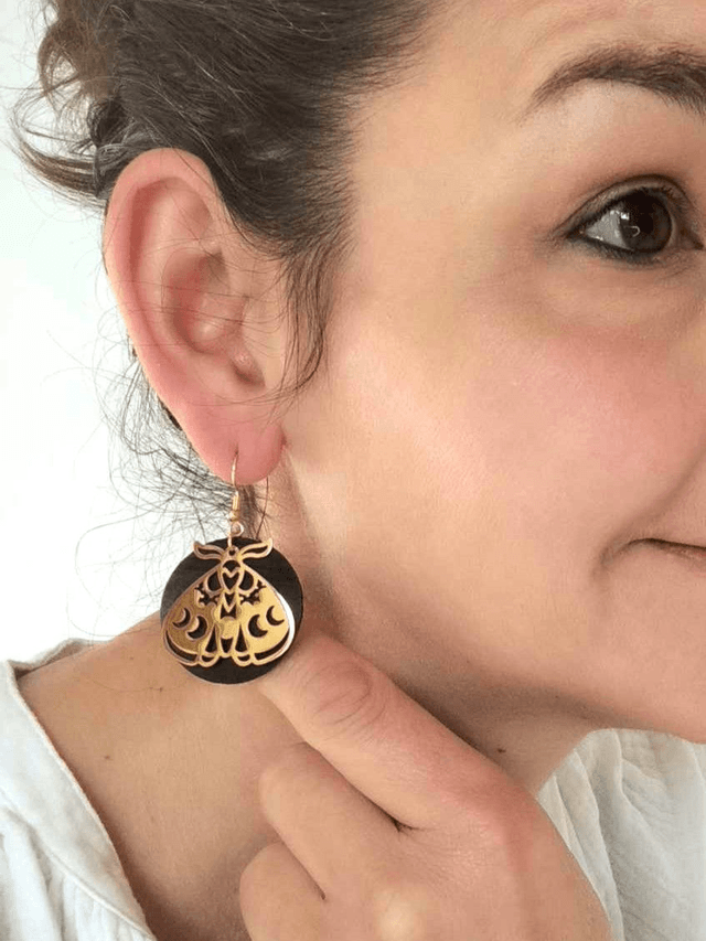 Boucles d'Oreilles Upcyclées en Chambre à Air et Acier Inoxydable Doré - Papillon Lunaire