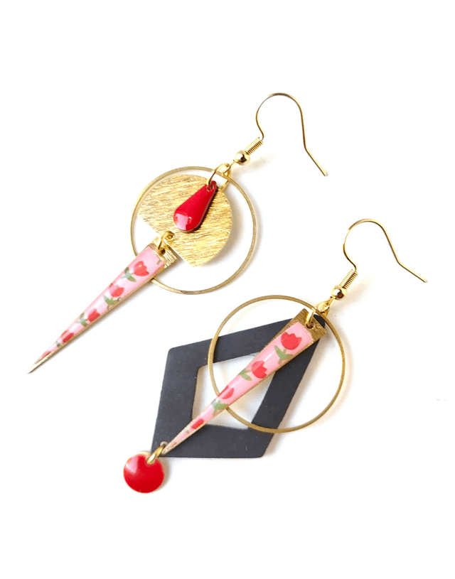 Boucles d'oreilles Asymétriques Upcyclées en Chambre à Air et Papier Recyclés - Tulipes 70's