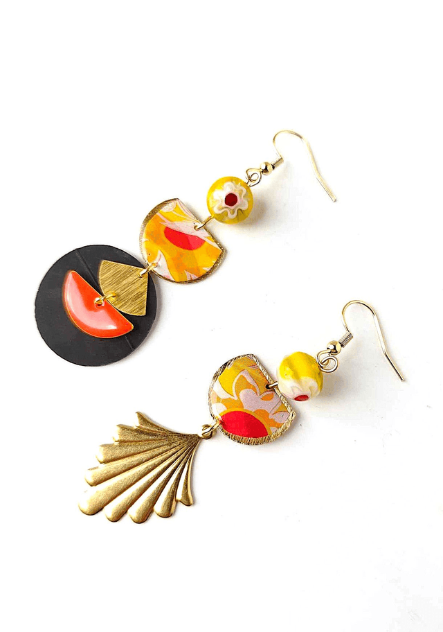 Boucles d'oreilles Asymétriques Upcyclées en Chambre à Air et Papier Recyclés & Verre de Murano - Acidulées