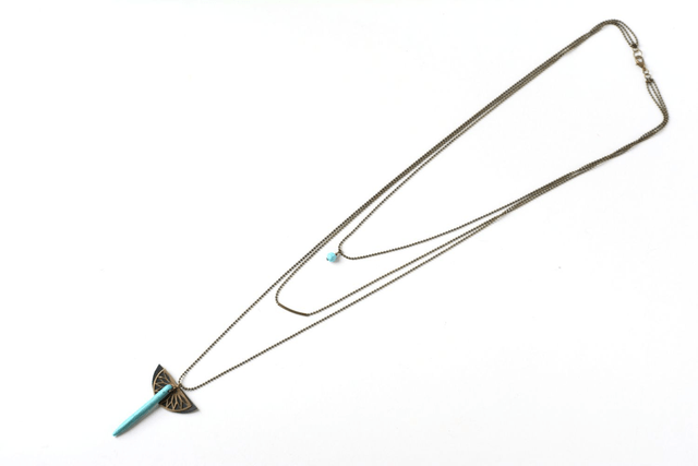 Collier en pendentif en CHAMBRE à AIR RECYCLÉE - Lilas - Pièce Unique (1)