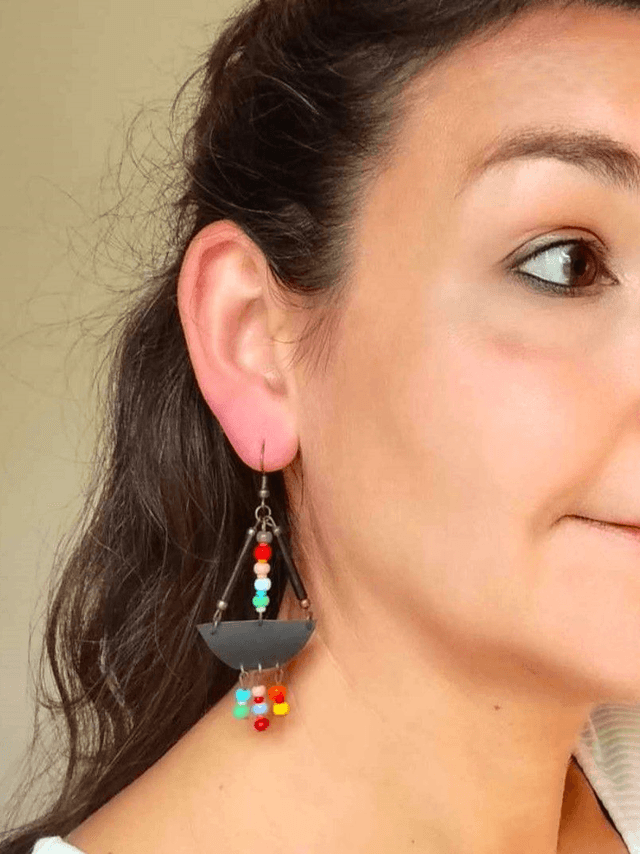 Boucles d'Oreilles Upcyclées en Chambre à Air Recyclée - Ethniques Multicolores