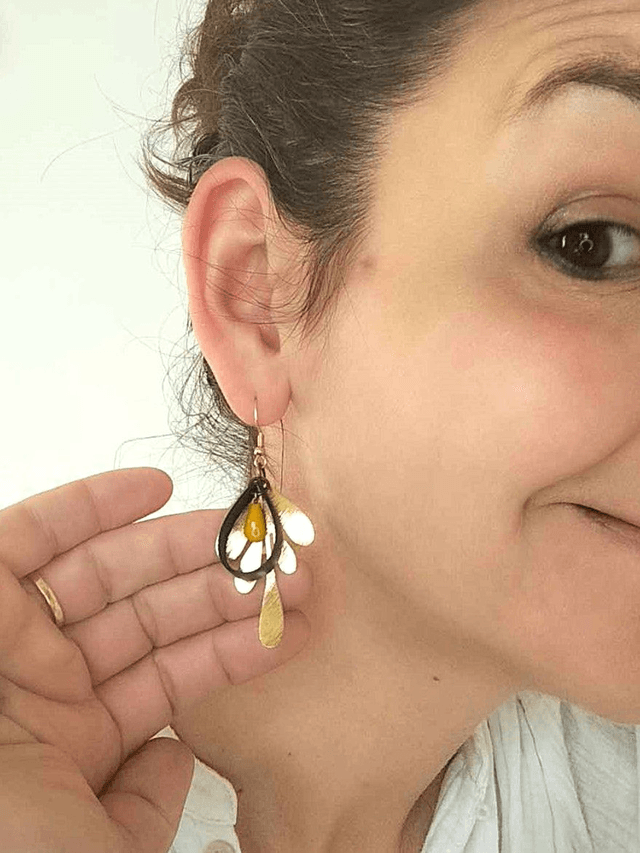 Boucles d'Oreilles Asymétriques Upcyclées  en Chambre à air Recyclée - Végétales