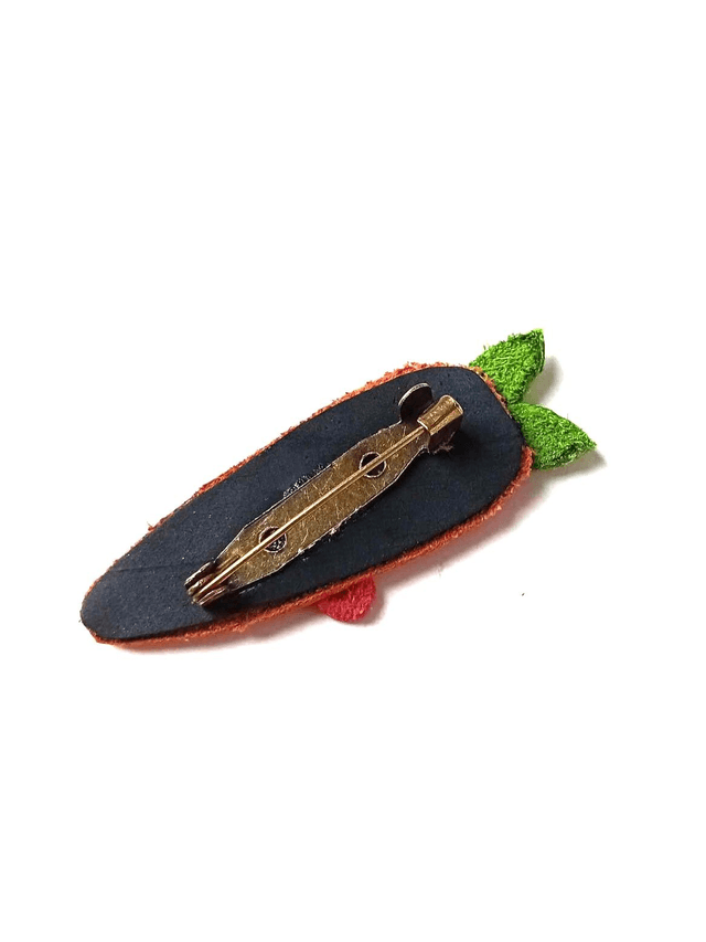 Broche en chute de CUIR et CHAMBRE à AIR de tracteur - Carotte- Pièce Artisanale et Unique