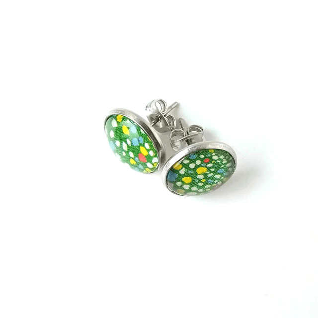 Puces d'oreilles en PAPIER recyclé - Vert à pois - Pièces Artisanales et Uniques 