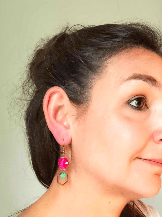 Boucles d'Oreilles Upcyclées Asymétriques en Papier Recyclé - Géométriques