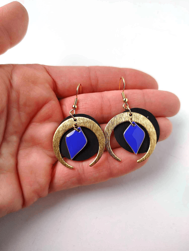 Boucles d'Oreilles Asymétriques Upcyclées  en Chambre à air Recyclée - Lunes