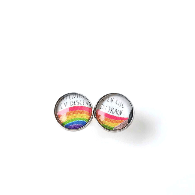 Puces d'oreilles en PAPIER recyclé - Arc-en-ciel - Pièces Artisanales et Uniques 