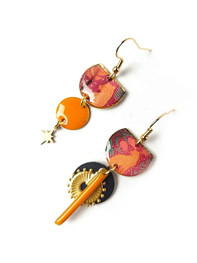 Boucles d'oreilles Asymétriques Upcyclées en Chambre à Air et Papier Recyclés - Félines