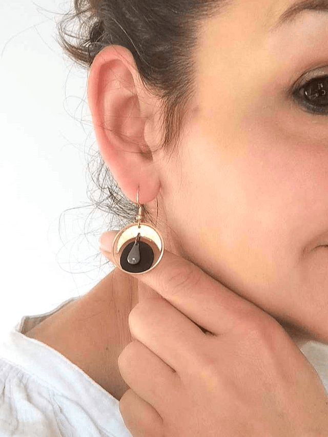 Boucles d'Oreilles Asymétriques Upcyclées  en Chambre à air Recyclée - Lunes