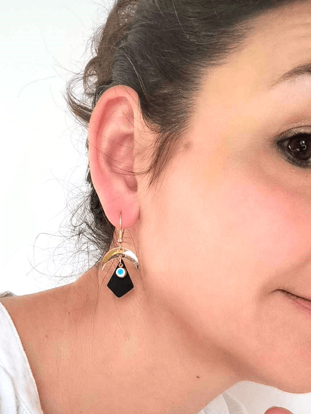 Boucles d'Oreilles Upcyclées en Chambre à Air et Acier Inoxydable Doré - Œil protecteur 