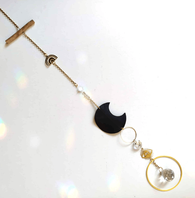 Attrape Soleil d'intérieur Upcyclé - OEIL Protecteur - Chambre à Air Valorisée & Perles Recyclées - Pièce Unique