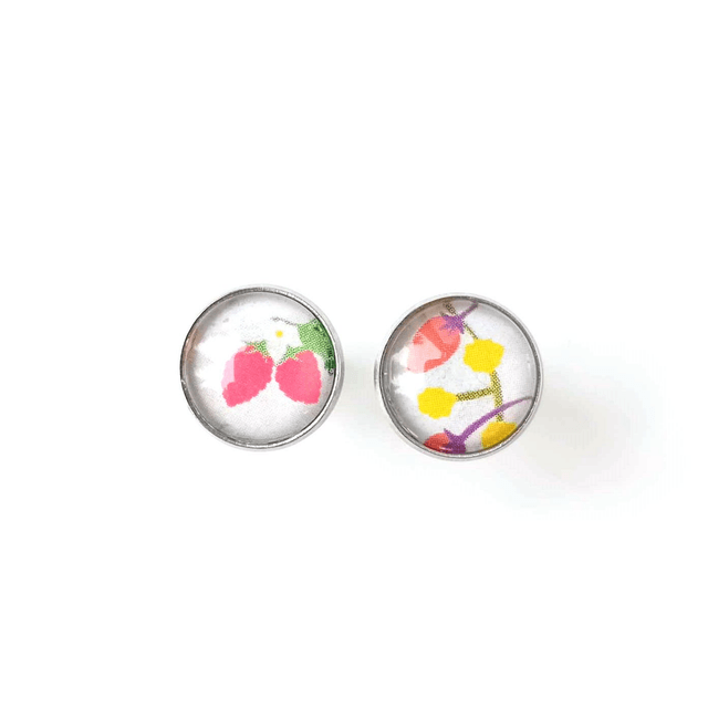 Puces d'oreilles en PAPIER recyclé - Fruits rouges - Pièces Artisanales et Uniques 